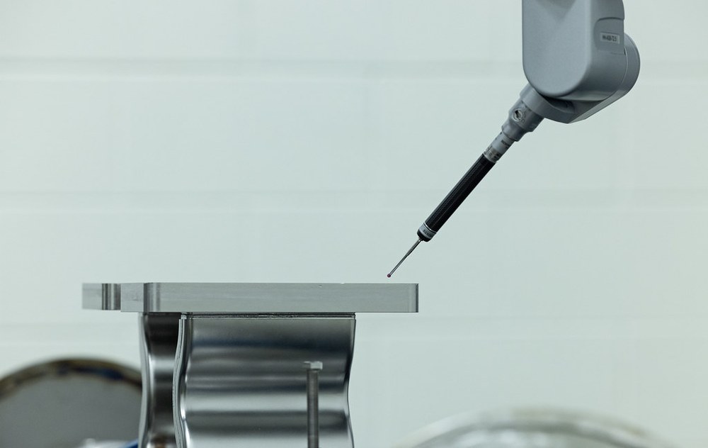 Измерительная головка Renishaw крупным планом